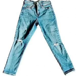 Universal Thread High Rise Skinny‎ Crop jean.